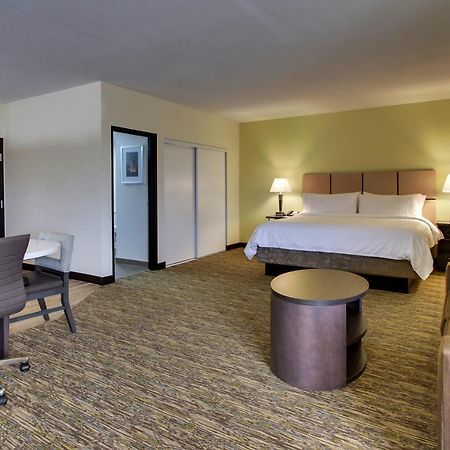 Candlewood Suites - Wichita East By Ihg Zewnętrze zdjęcie