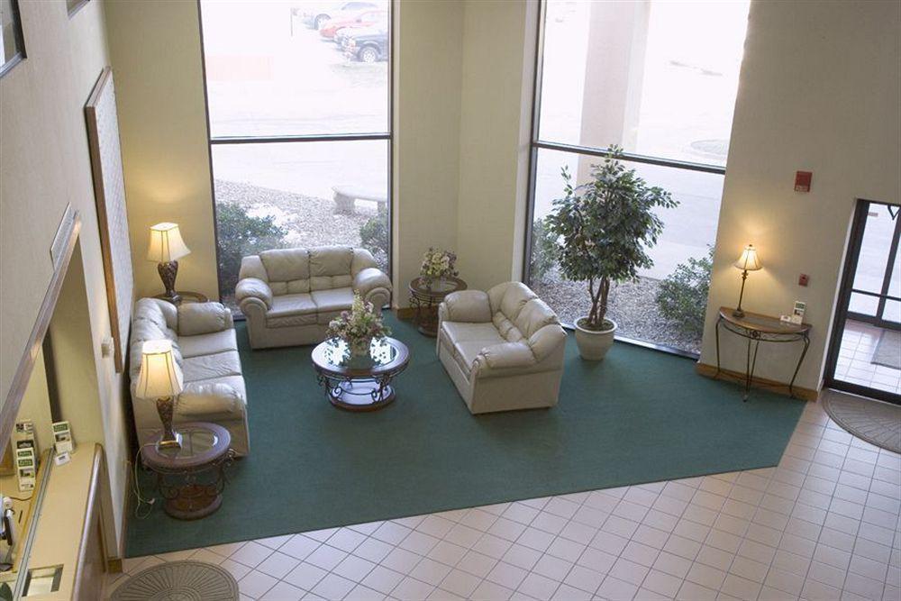 Candlewood Suites - Wichita East By Ihg Zewnętrze zdjęcie