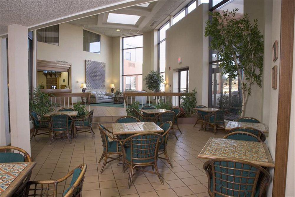 Candlewood Suites - Wichita East By Ihg Zewnętrze zdjęcie