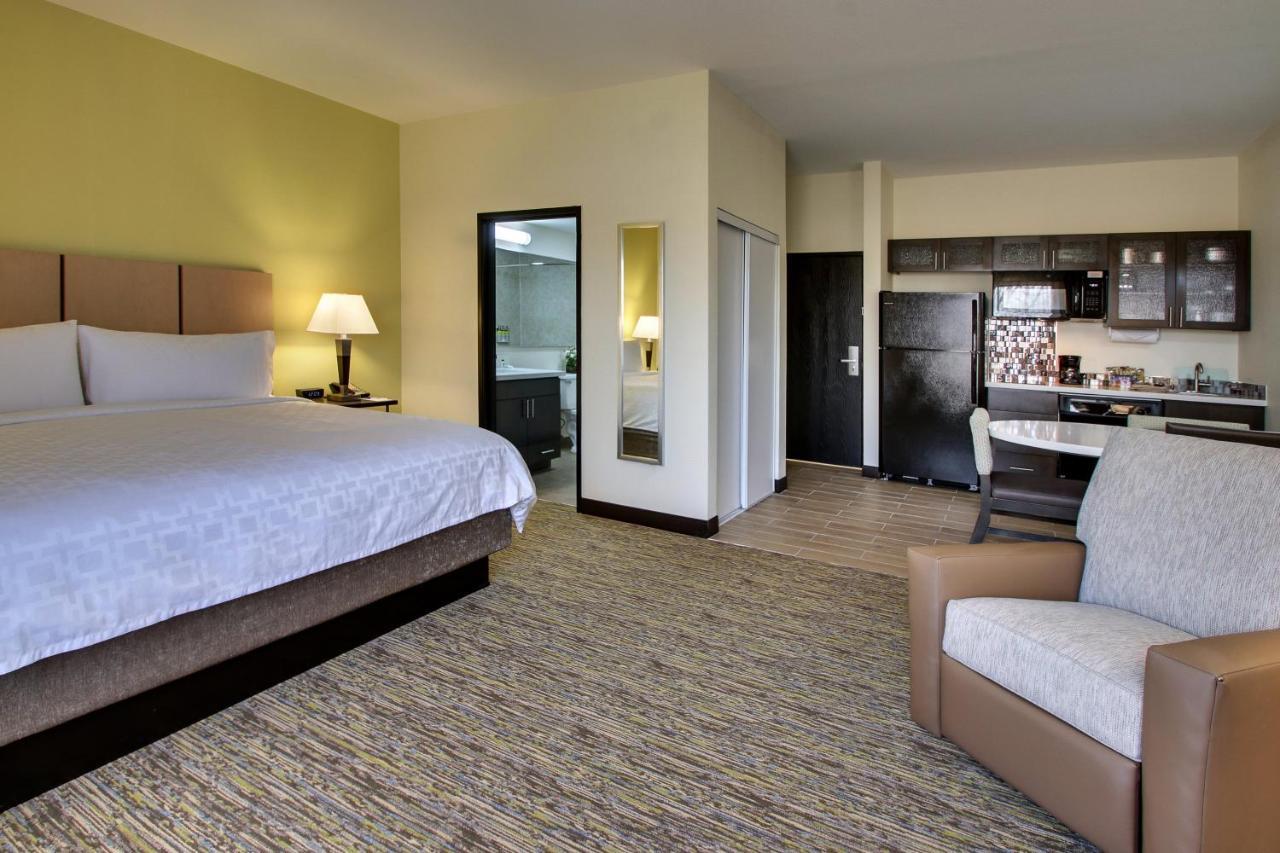 Candlewood Suites - Wichita East By Ihg Zewnętrze zdjęcie