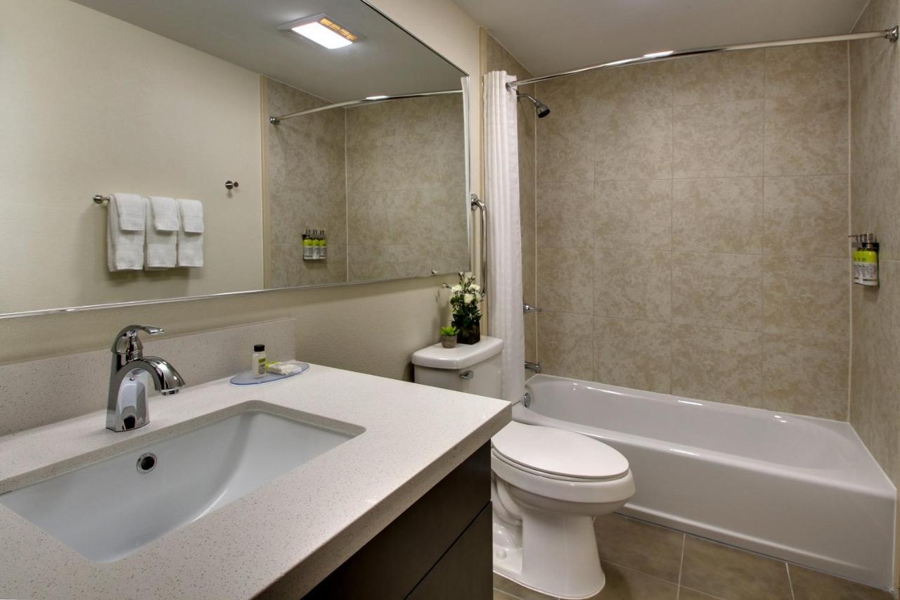 Candlewood Suites - Wichita East By Ihg Zewnętrze zdjęcie