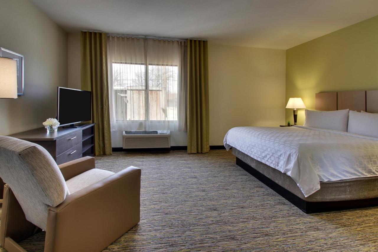 Candlewood Suites - Wichita East By Ihg Zewnętrze zdjęcie